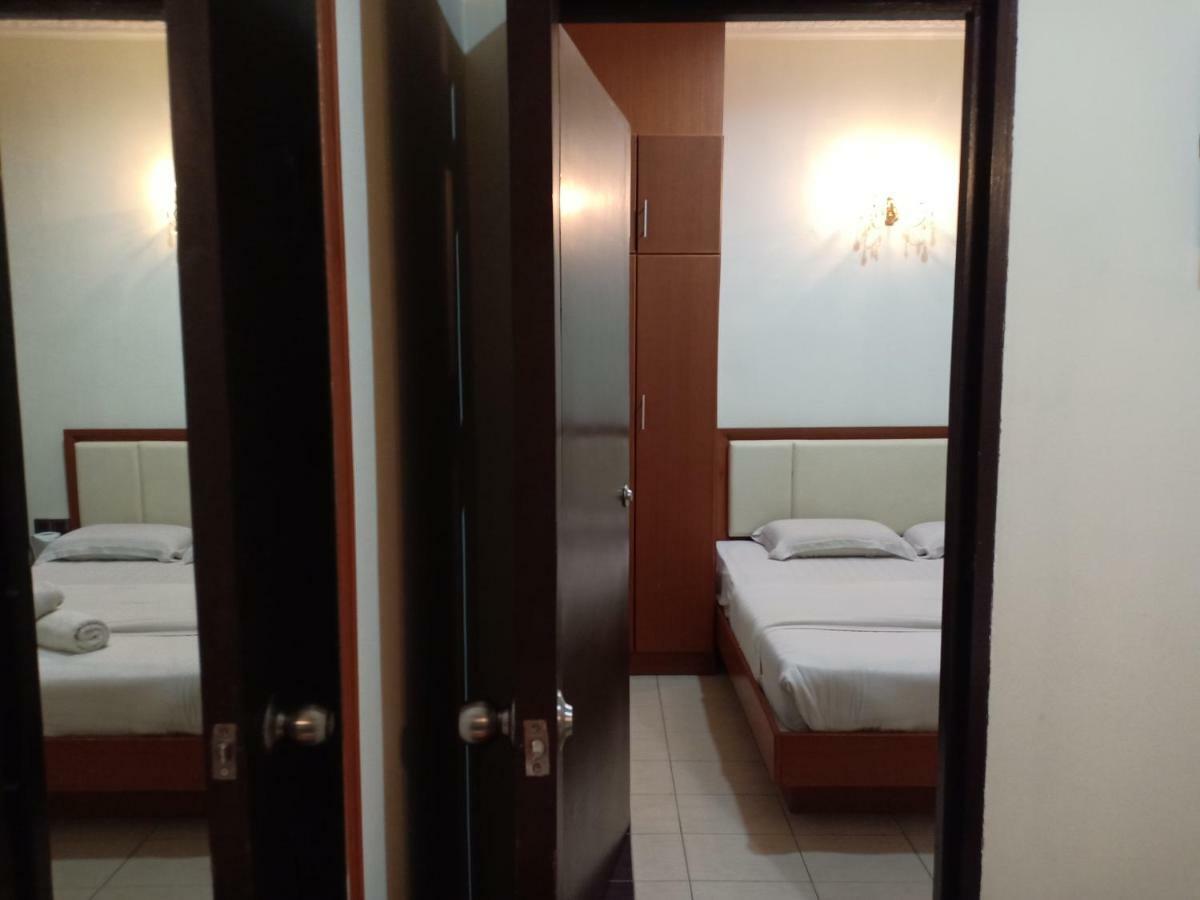 Tc Inn Business Hotel @ סרי קמבאנגן מראה חיצוני תמונה