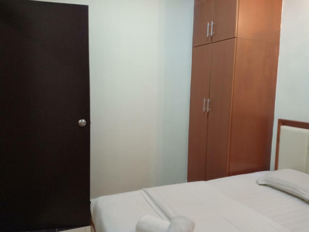 Tc Inn Business Hotel @ סרי קמבאנגן מראה חיצוני תמונה