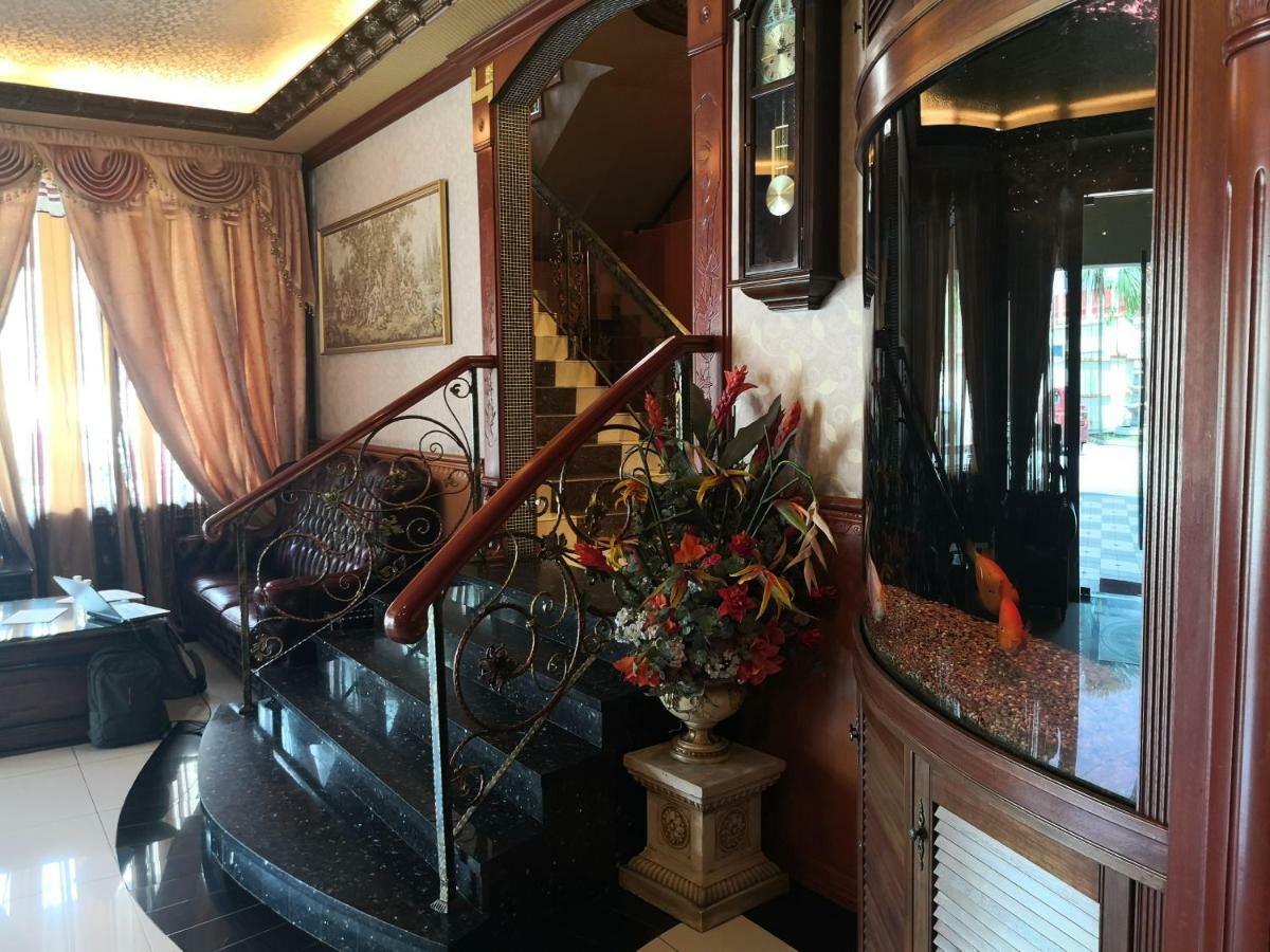 Tc Inn Business Hotel @ סרי קמבאנגן מראה חיצוני תמונה