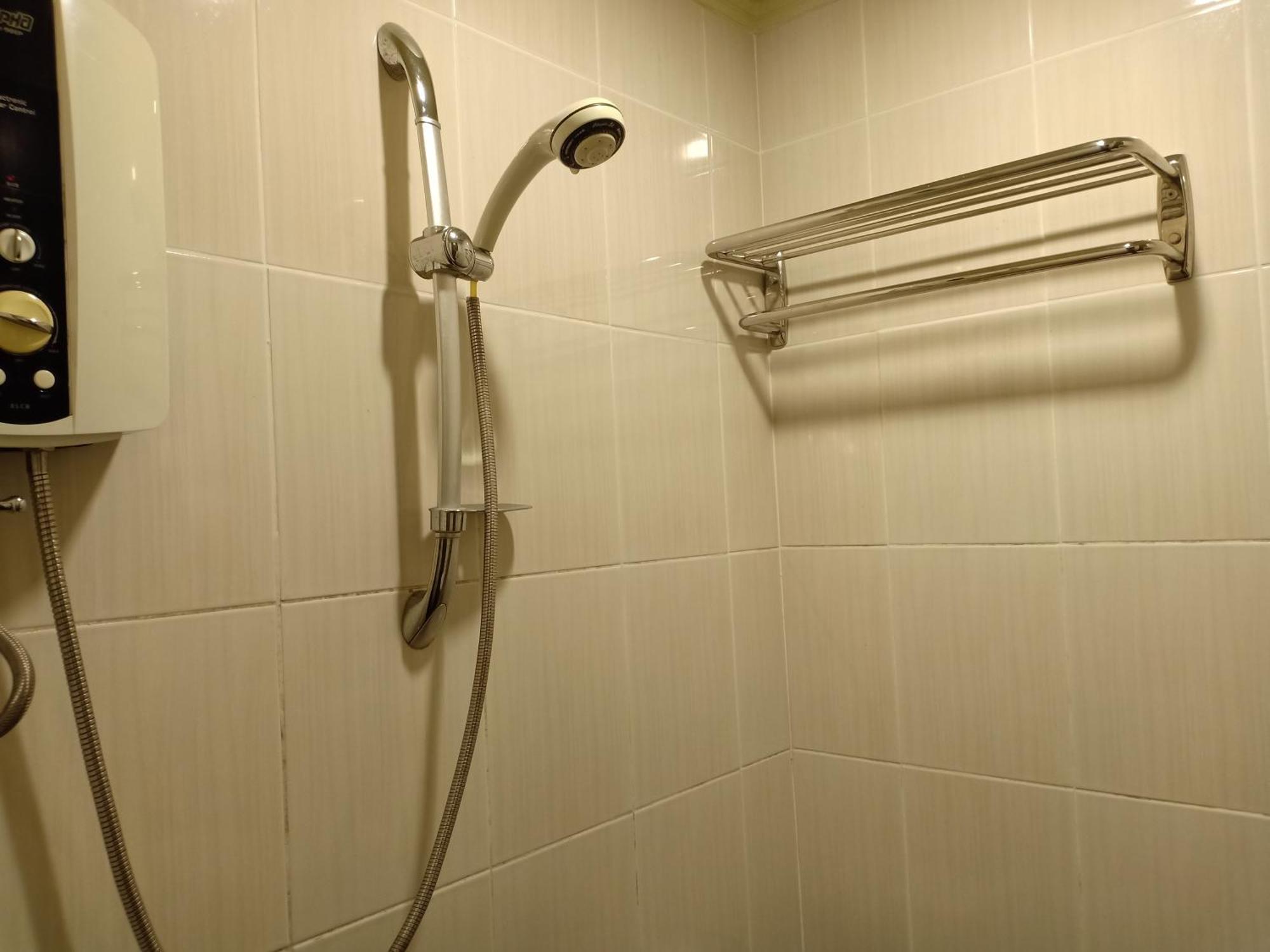 Tc Inn Business Hotel @ סרי קמבאנגן מראה חיצוני תמונה
